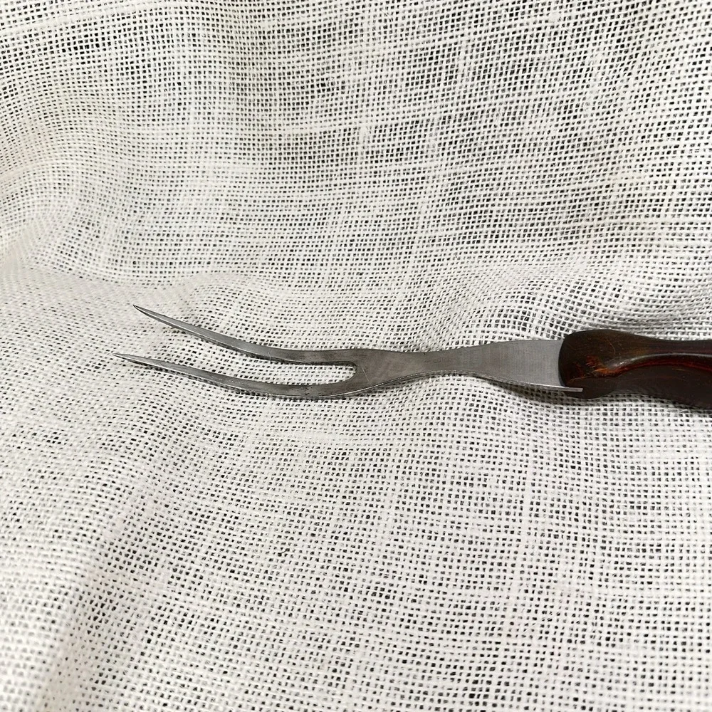 Cutco No 1027 Carving Fork Brown Handle Made‎ in USA Kitchen Utensil